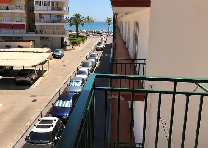 Апартаменты Cn Rents *